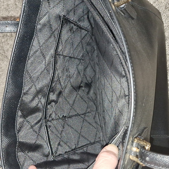 Michael Kors large suede jet set travel tote - black/gold laser cut - Picture 7 of 12